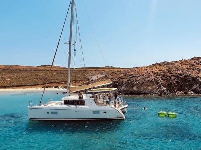 Croisière semi-privée en catamaran autour de la Riviera athénienne, au départ de Glyfada