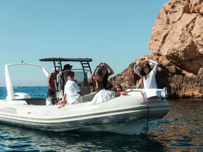Boat Tour to the Frioul Islands from the Vieux-Port of Marseille