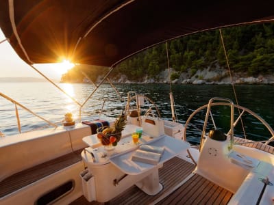 Journée privée en voilier à l’île de Brač au départ de Split