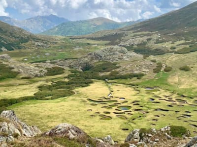 Pozzines and Crête de Scaldasole hike from the Plateau d'Ese