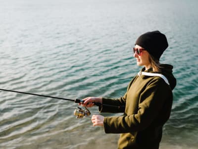 Excursión privada de pesca de verano desde Luleå