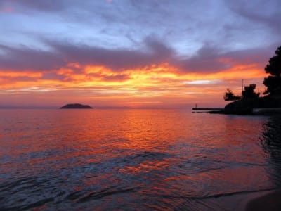 Bootsfahrt bei Sonnenuntergang vom Hafen von Hersonissos bei Heraklion