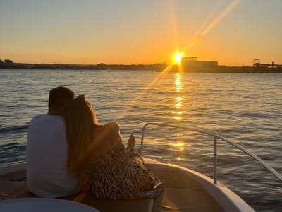 Paseo en barco al atardecer en Torrevieja, Alicante