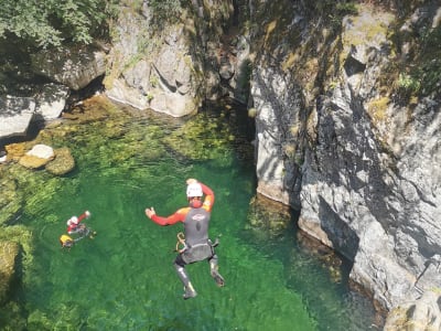 Descente du canyon de la Haute Borne à La Souche, en Ardèche
