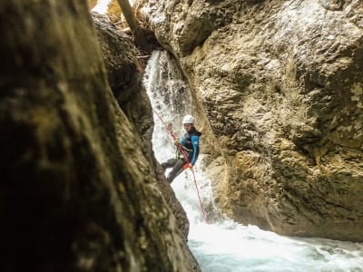Sportlicher Canyoning-Ausflug im Strindenbach, Tannheimer Tal