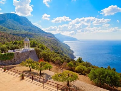 Senderismo guiado en Valldemossa por el Sendero del Archiduque, Mallorca