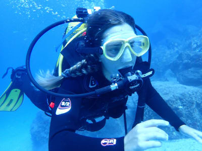 Descubre el buceo desde la Playa las Vistas, en Tenerife