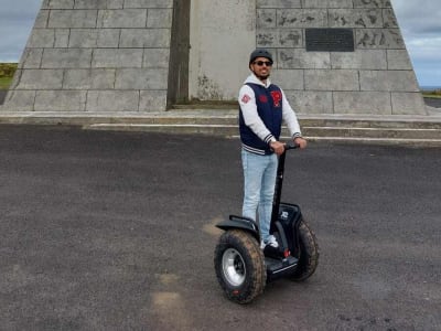 Excursión guiada en Segway cerca de Praia da Vitória en la isla de Terceira, Azores