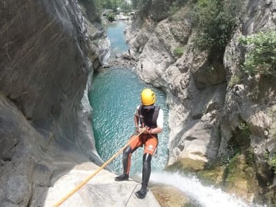 Canyoning in der Manikia-Schlucht auf Euböa von Athen aus