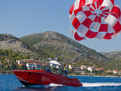 Parasailing desde Seget Vranjica en Trogir