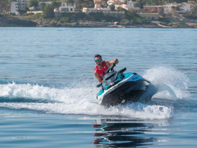 Safari en moto acuática a la bahía de Palma de Mallorca desde El Arenal