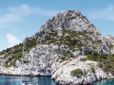 Katamaran-Kreuzfahrt im Calanques-Nationalpark ab Marseille mit Brunch
