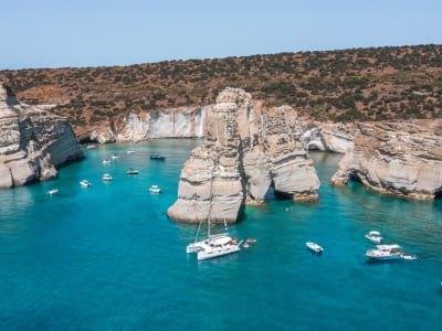Full-Day Boat Cruise around Kleftiko Bay and Polyegos Island from Adamantas, in Milos