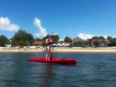 Stand-up-Paddle-Verleih in Selbstbedienung am Strand von Marennes in der Nähe der Ile d'Oléron