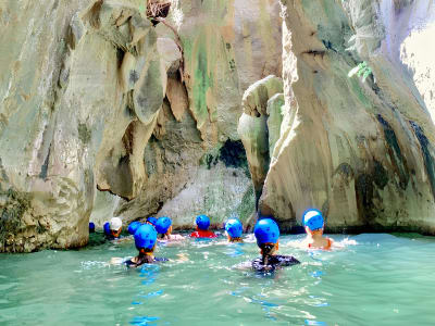 Canyoning-Abenteuer in der Benahavís-Schlucht, in der Nähe von Marbella
