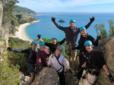 Via Ferrata et descente en rappel dans le parc naturel d'Arrábida depuis la plage de Creiro, près de Lisbonne