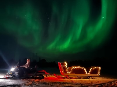 Balade nocturne en traîneau avec feu de camp à Ivalo