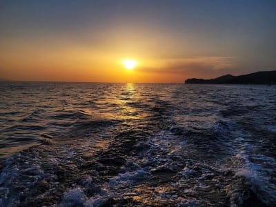 Private Speedboat Experience around Santorini