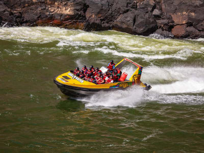 Jet Boat Tour to Victoria Falls on the Zambezi River from the City of Victoria Falls