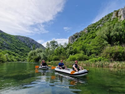 Kanufahrt auf dem Fluss Cetina bei Omiš