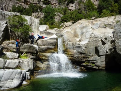 Wasserwanderung in der Tavignano-Schlucht in Corte