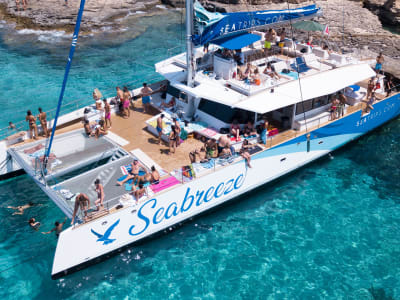 Excursion d'une journée en catamaran à Comino depuis la baie de St Paul à Bugibba, Malte