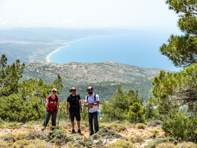 Randonnée sur le mont Akramitis depuis Monolithos à Rhodes