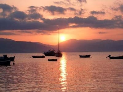 Excursion en bateau au coucher du soleil dans le lagon bleu à Corfou depuis Lefkimmi