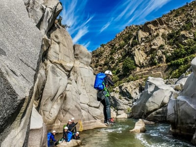 Canyoning in den Guillera-Schluchten in den Pyrénées-Orientales