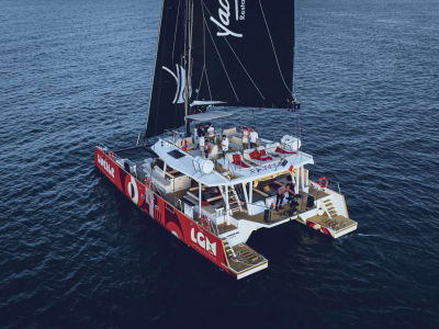 Croisière en maxi-catamaran dans le Golfe d’Aigues-Mortes depuis La Grande-Motte