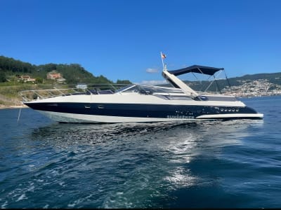 Mieten Sie ein Boot mit Skipper in Fuengirola, in der Nähe von Málaga