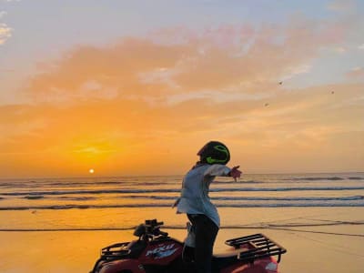 Quad en las dunas y playas de Essaouria, Marruecos 