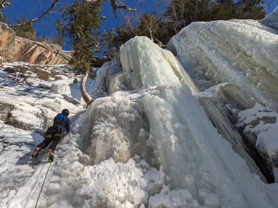 Ice Climbing Discovery in Trois-Rives, Mauricie