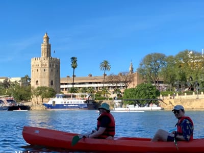 Kayak excursion in Seville on the Guadalquivir river