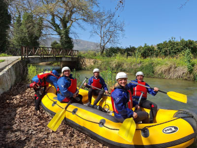 Rafting-Ausflug der Klasse I auf dem Kiliaris-Fluss in der Nähe von Chania