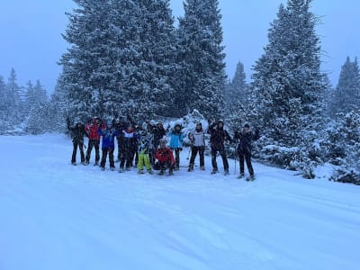 Excursión nocturna con raquetas de nieve en los Dolomitas desde Andalo
