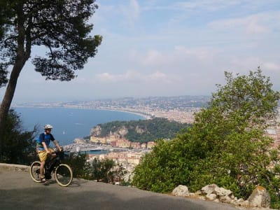 Excursion guidée à vélo électrique à Nice et Villefranche-sur-Mer