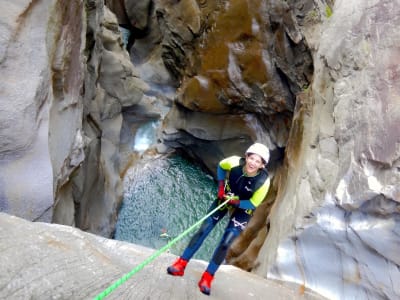 Canyoning sportif dans le Val di Pontirone depuis Cresciano dans le Tessin