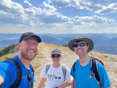 Private Hike in the Elbow Valley and Bragg Creek from Calgary