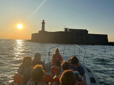 Balade en bateau au coucher du soleil au Cap d’Agde