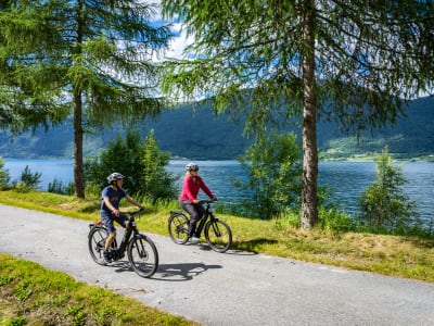 Excursion en vélo électrique et randonnée à Åndalsnes