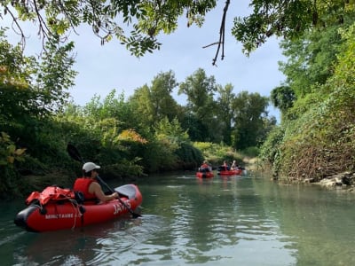 Descente du Rhône sauvage en packraft près d'Aix-les-Bains