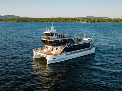 Arctic Summer Seafood Cruise from Tromsø