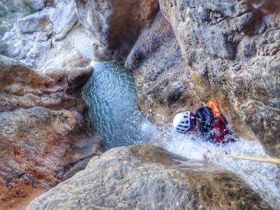 Descenso del Barranc del Forat Negre, cerca de Saldes