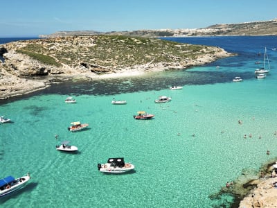 Excursión privada en barco a Comino y la Laguna Azul desde Mellieha, Malta