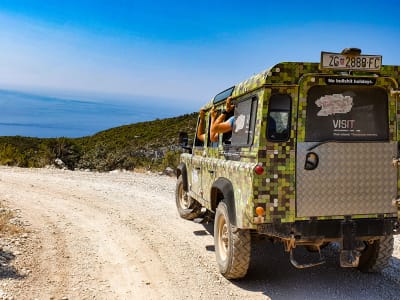 Circuit touristique militaire sur l'île de Vis