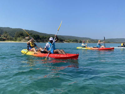 Excursión en kayak de mar y cata de vinos en Halkidiki