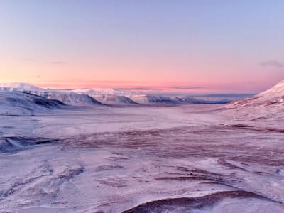 Wanderausflug zum Trollsteinen-Gipfel von Longyearbyen in Svalbard