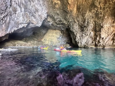 Geführte Seekajaktour von Villajoyosa nach Torre del Aguiló, Alicante