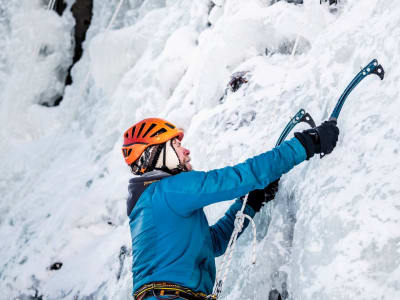 Eiskletterexkursion für Anfänger in Pyhä